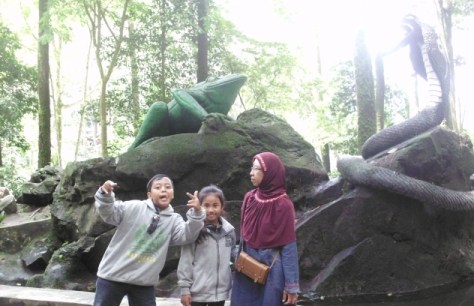 Obyek sekitar Grojogan Sewu