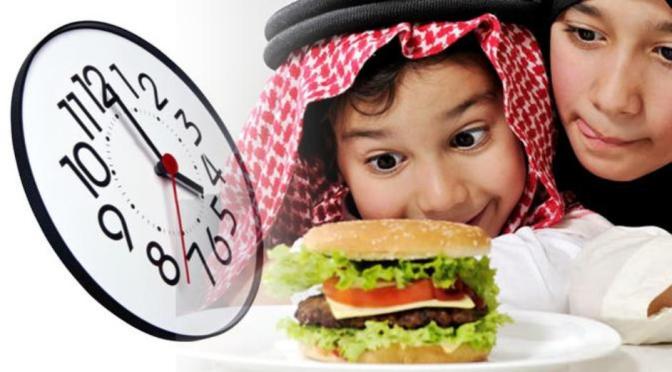 Iftar dan Takjil Apakah Sama? Serupa Tapi Tak Sama