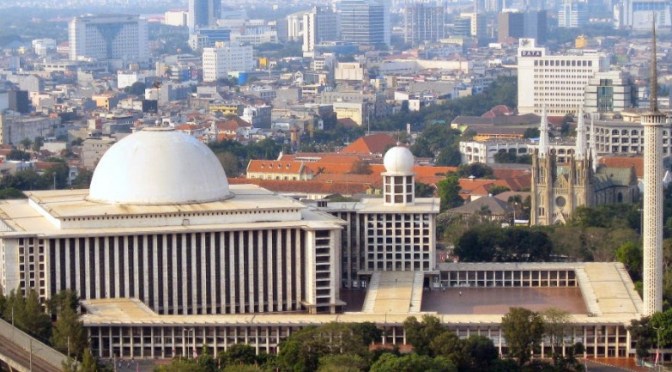 Ayo Kita Sempatkan Berbuat Baik