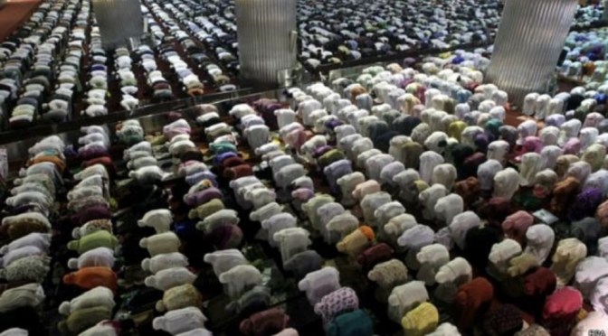 Keajaiban Menjaga Shalat di Awal Waktu