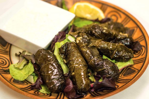 Daun-Anggur-gulung-menu-buka-puasa-dari-mesir