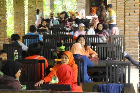 Persiapan makan siang2 Serayu