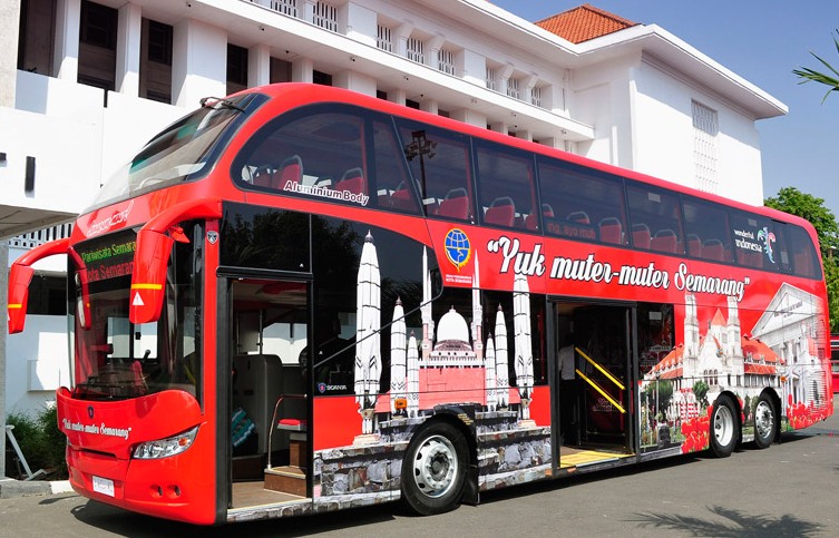 bus-wisata-muter-semarang-si-kenang