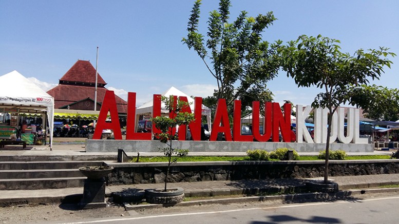 Alun alun Kidul Boyoalai_20170415_102120