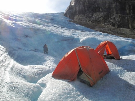 foto-keindahan-hanya-bertahan-pagi-hari-di-puncak-jaya_NGI