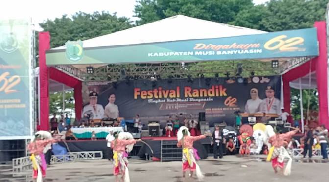 Kuda Lumping Meriahkan Ulang Tahun Muba ke-62 pada Festival Randik 2018