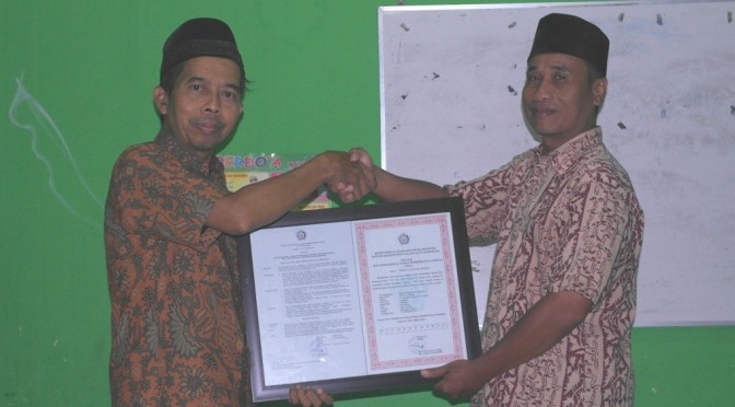 Izin Operasional TPQ Nur Hidayah Tegalsari Candisari Kota Semarang Diterimakan