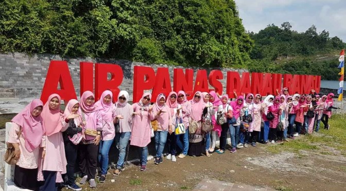 Family Gathering ala Ibu-ibu Dharma Wanita Persatuan Setda Kabupaten Musi Banyuasin