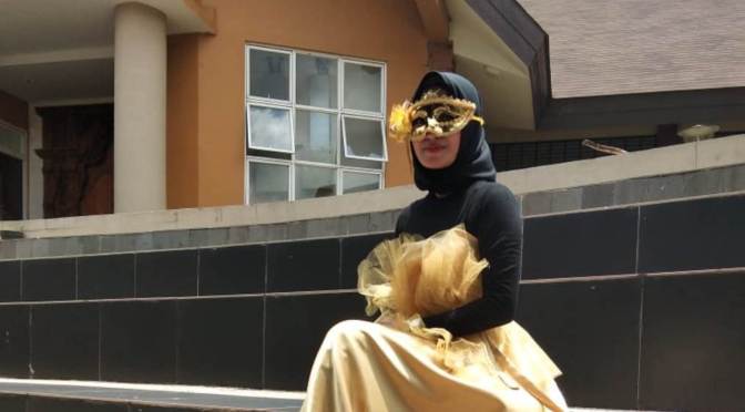 Lagu Rumah Kita menjadi Penghibur 1500 Lulusan pada Upacara Wisuda Periode I 2019 UNNES