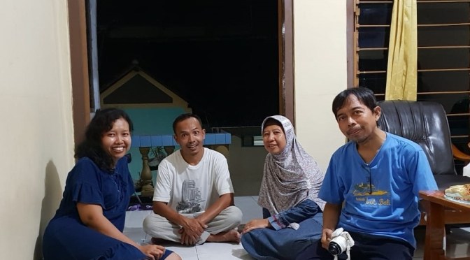 Lesehan, Riryn Vogler Kontributor Australia Silaturahmi di Kissparry Semarang