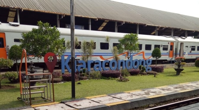 Kereta Api Menjadi Pilihan Transportasi yang Nyaman, Bandung – Trenggalek, Mei 2019