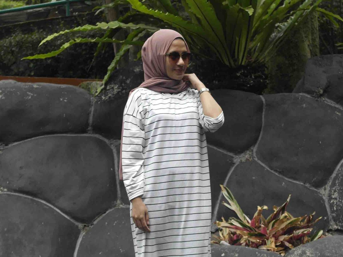 100 Lagu-Lagu Pop Nostalgia: Tonton Dengarkan Video Musik Disini dari YouTube Tanpa Jeda Iklan