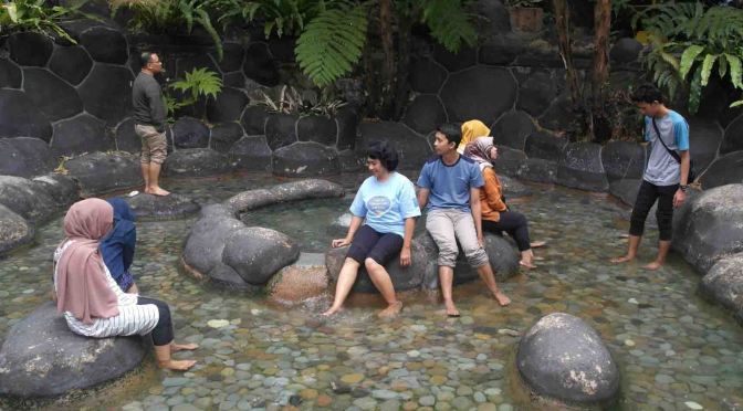 Berendam Air Panas di Sari Ater, Ciater Subang Bandung Jawa Barat