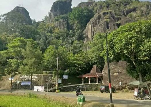 <strong><em>Ngudå Råså</em></strong> Sularto Karyowinangun untuk <em>Mulat Sarirå</em>, Spesial Kode 10102020