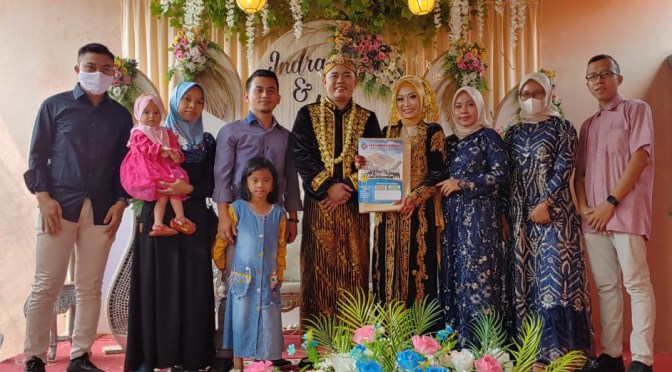 Mangayubagya Tiga Pasang Temanten, Riky-Desty Lampung, Dini-Indra Tegal, Andik-Ely Semarang