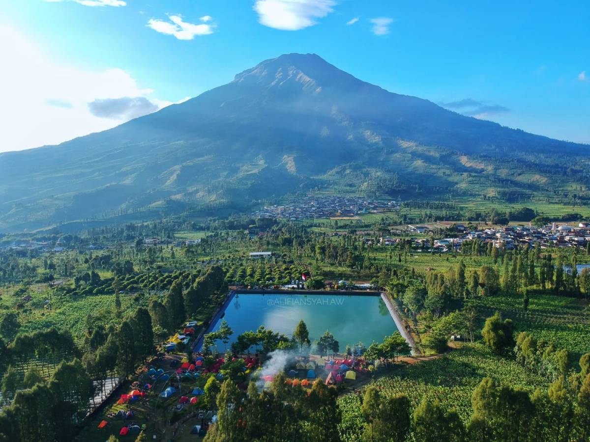 Inilah Suasana Embung Kledung Temanggung, Deretan Tenda Wisatawan yang Bermukim