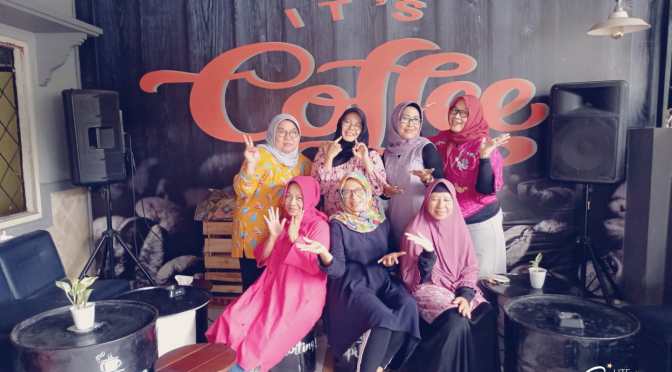 Kuliner dan Ngaji di Kafe Kopilinting Semarang