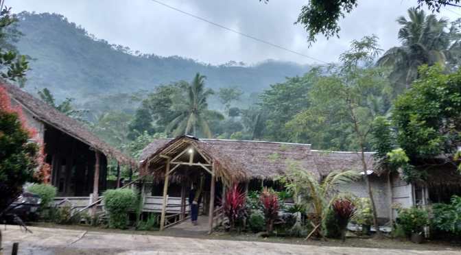 Asrinya Pondok Pesantren Al-Mahdiy, Diantara Dua Bukit, Kemambang, Banyubiru Kabupaten Semarang