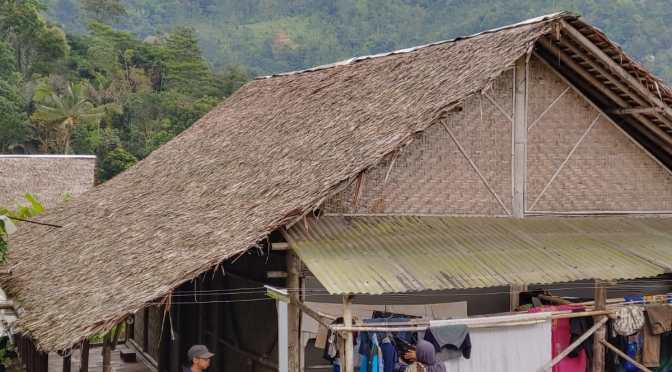 Apa Itu Sawang – Sinawang