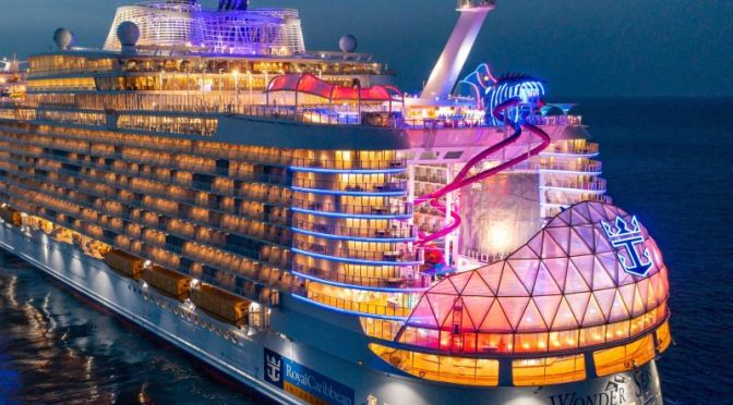 Kapal Pesiar Oligarki Rusia Buron Uni Eropa, Berlabuh di Tempat yang Aman, Maladewa