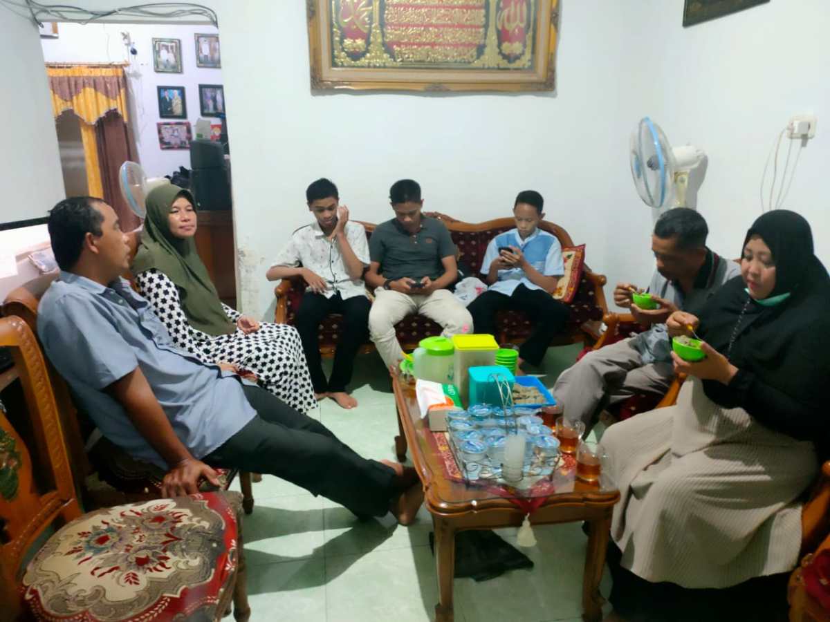 Silaturahmi Keluarga dari Ogan Komering Ilir ke Sekayu dalam rangka Besuk