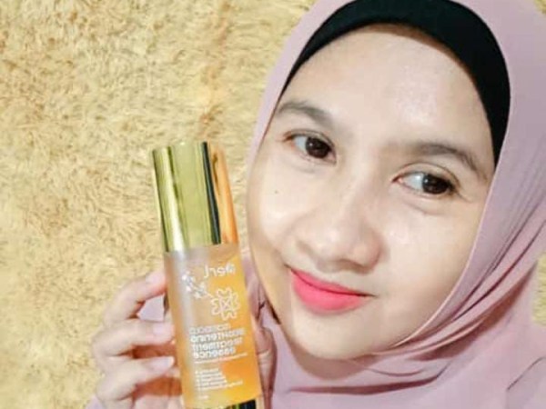 Lengkapi perjalanan menuju kulit sehat, B Erl Cosmetics hadirkan B Erl Marigold Brightening Treatment Essence