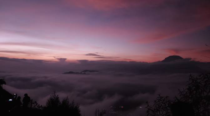 Indahnya Matahari Terbit di Sikunir Sembungan, Desa Tertinggi di Pulau Jawa, Dataran Tinggi Dieng
