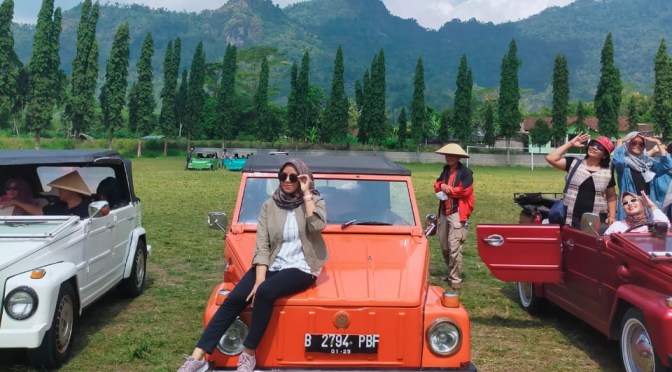 Wisata Sehari ke Magelang (VW Safari Borobudur), dan Sleman (The Lost World Castle), Oleh-oleh Bakpia Pathok Yogya