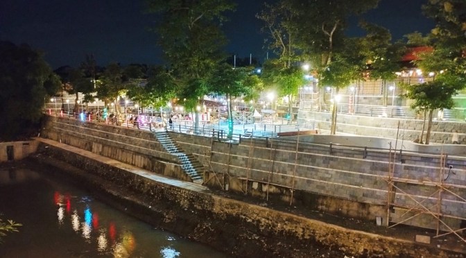 Menikmati Gemerlapan Malam di Kali Pepe Land Timur Bandara Adi Sumarmo Boyolali Solo | Pasar Malam Berkah Ria 08