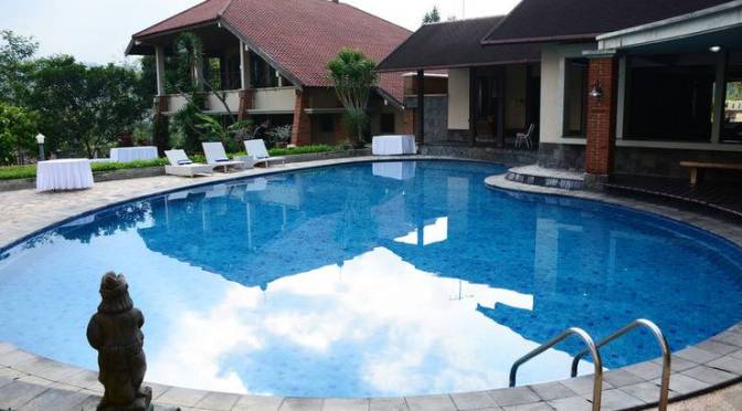 Dolan Bareng 2023 Ala Pengurus Badko LPQ Kecamatan Candisari di Villa Petra Ungaran Kab. Semarang