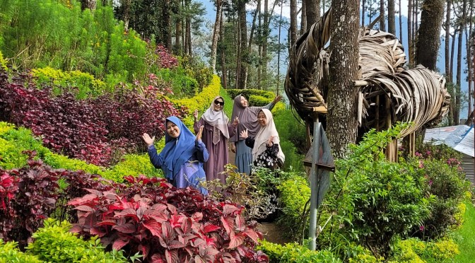 Mlipir, Jalan-Jalan ke The Lawu Park Tawangmangu dan Keseruan Offroad-nya