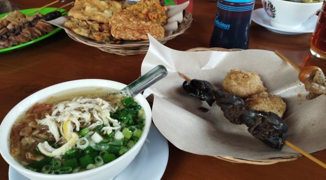 Mencicipi Soto Pak Wito Dargo, Cabang Unnes Trangkil Gunungpati Semarang