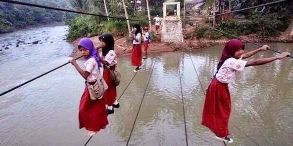 JUSTRU YANG RAJIN 🫢🕛🖍️ | Berbagi Kenangan